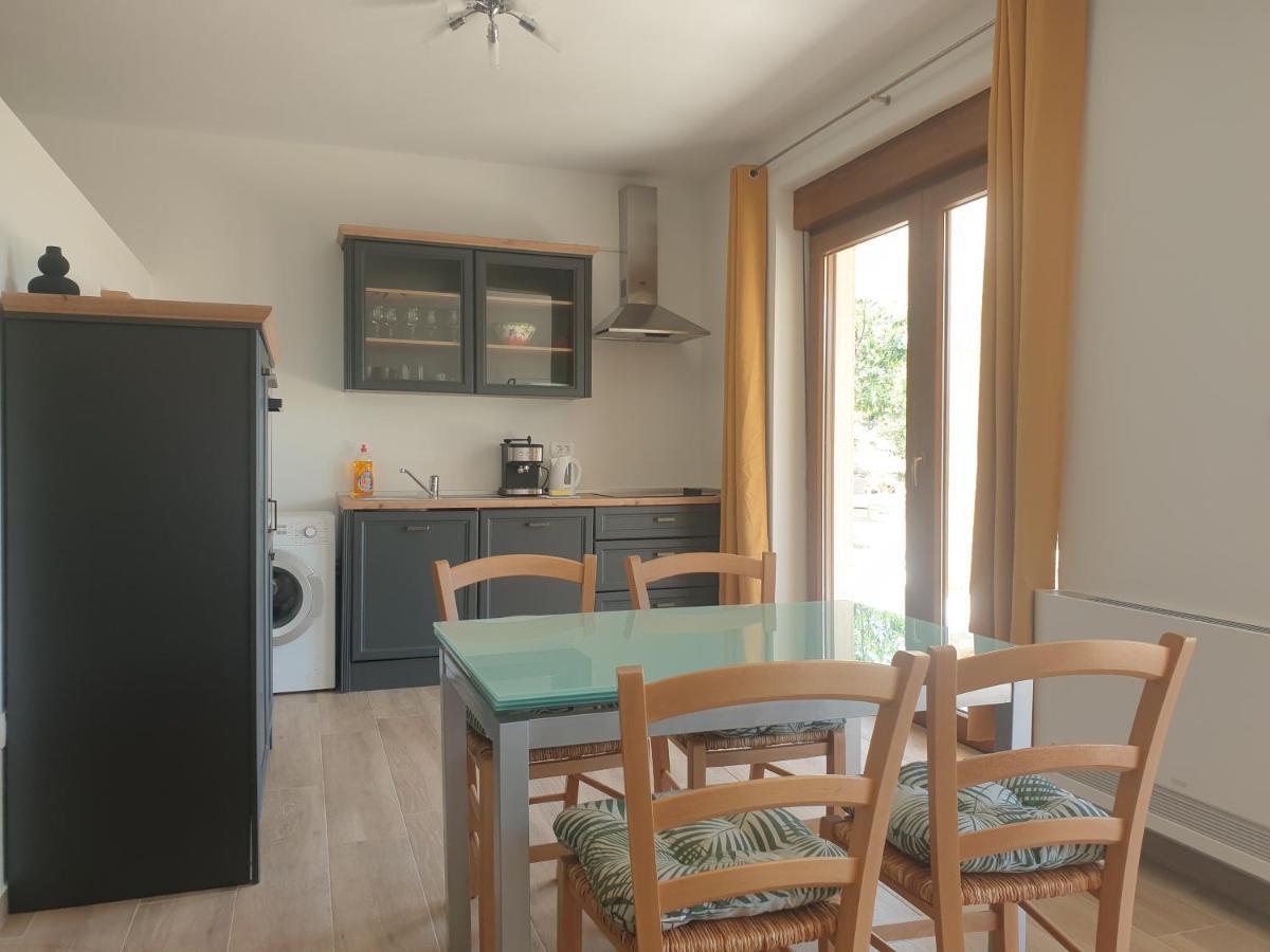 Villa Istra Divšići Bagian luar foto