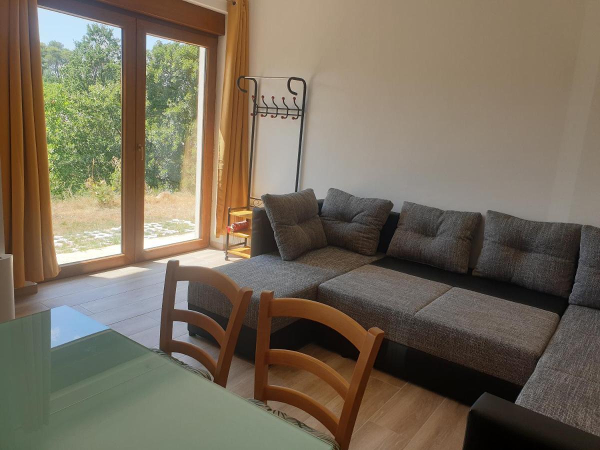 Villa Istra Divšići Bagian luar foto